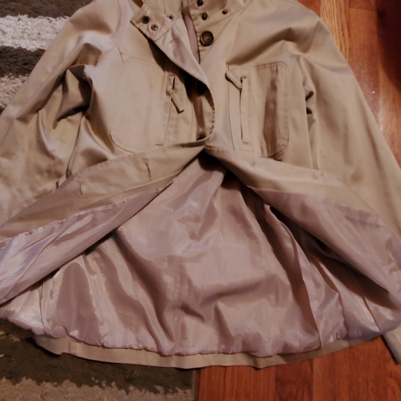 Short Utility Jacket - Picture 3 of 9